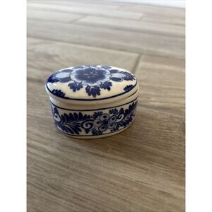 Vintage Handmade Delft Pottery Small Floral Dutch‎ Jewelry Box